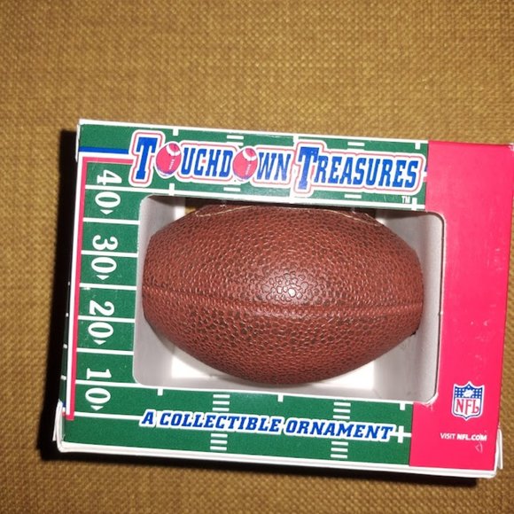 NFL Philadelphia Eagles Football Team ornament Touchdown Treasures Collectible - Picture 4 of 6